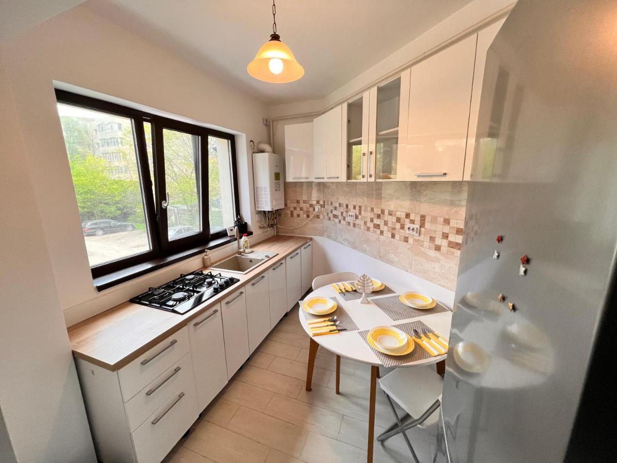 2 Rooms Apartment Airy & Bright Relax Yaş Dış mekan fotoğraf