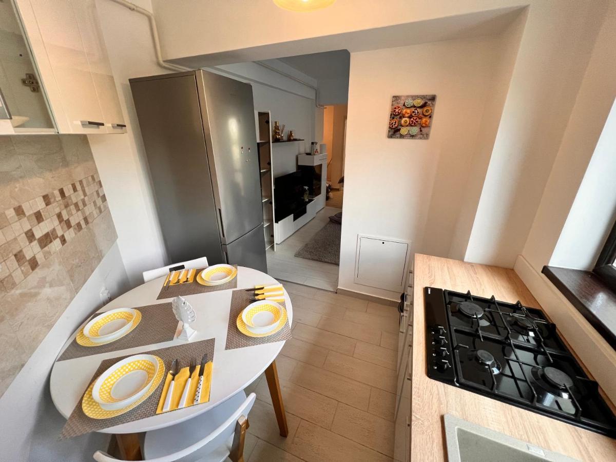 2 Rooms Apartment Airy & Bright Relax Yaş Dış mekan fotoğraf